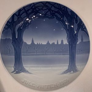 1904 Bing & Grondahl Christmas Plate